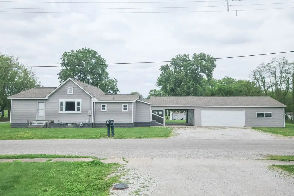 3 Riley Street, Westville, IL 61883 - #1