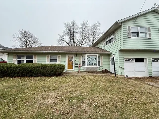 301 S Walnut Street, Clinton, IL 61727 - #1