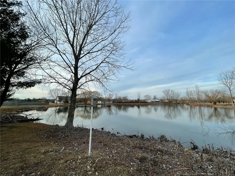 24 Nightingale Circle, Camargo, IL 61919 - #2