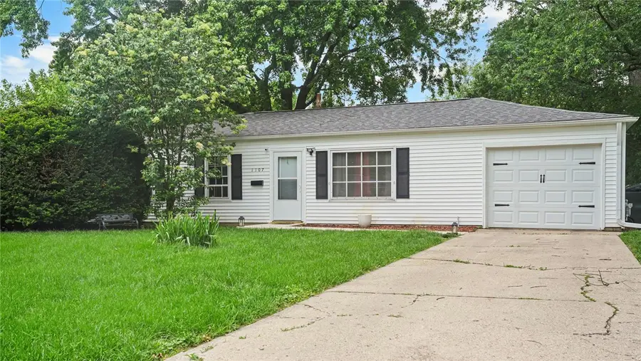 1107 N Highlands Drive, Urbana, IL 61801 - #3