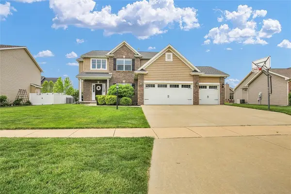 205 Independence Drive, Savoy, IL 61874