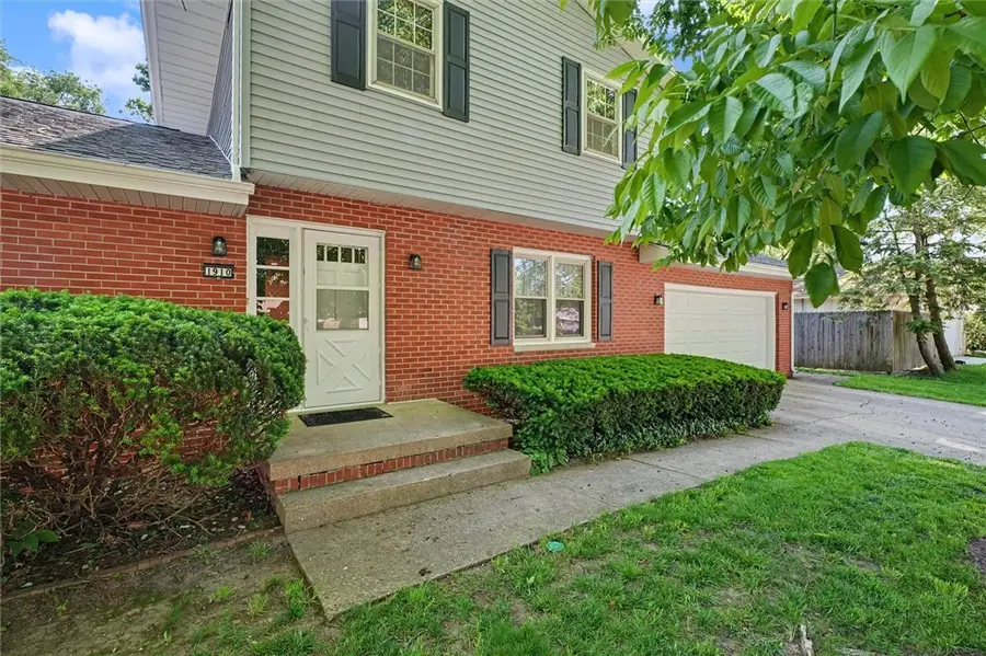 1910 Augusta Drive, Champaign, IL 61821 - #3