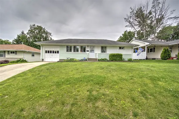 54 Ohio Drive, Decatur, IL 62526