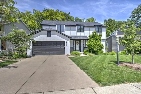 2710 Forrest Green Drive, Decatur, IL 62521