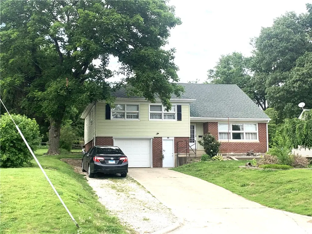 600 E 6th Street, Pana, IL 62557 - #1