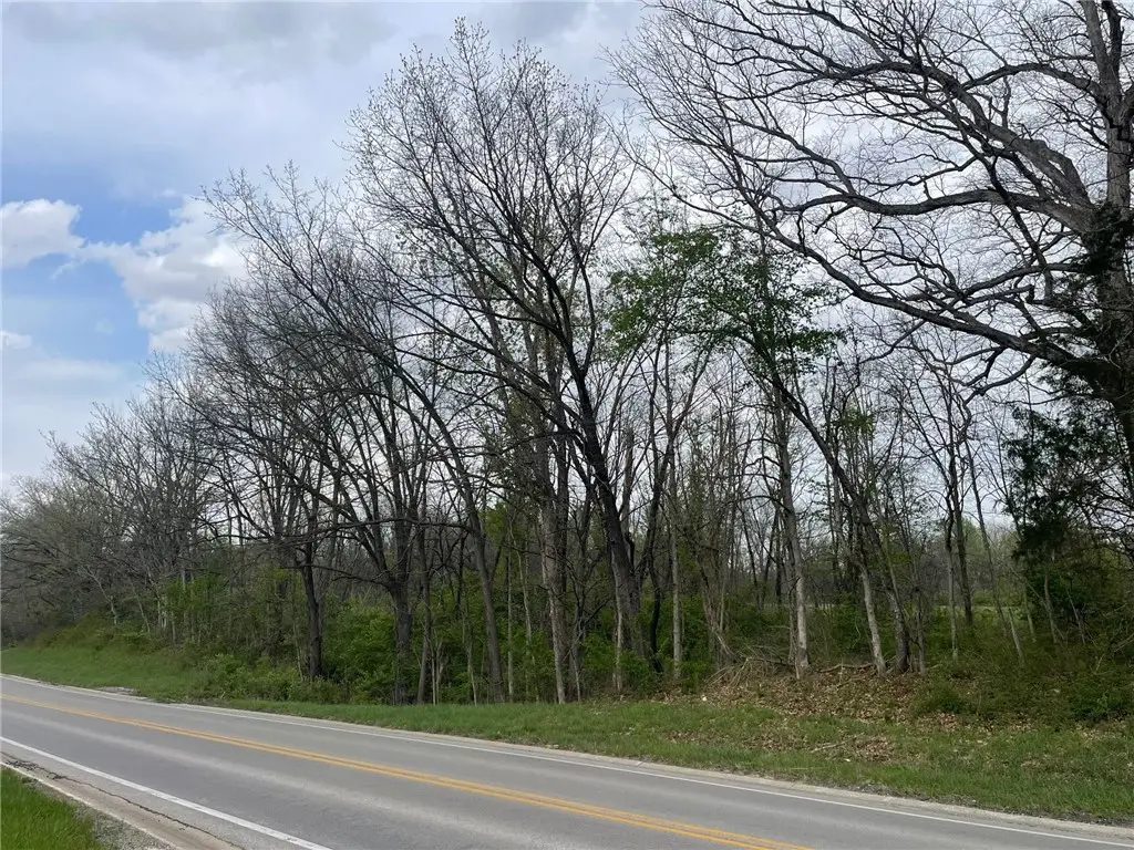 075 Street, Greenup, IL 62428 - #1