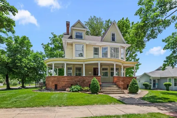 219 N Broadway Street, Shelbyville, IL 62565