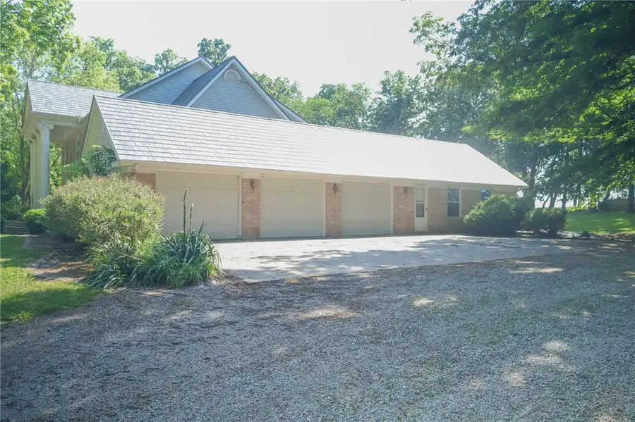 37626 Hunnington Ridge Road, Hoopeston, IL 60942 - #2
