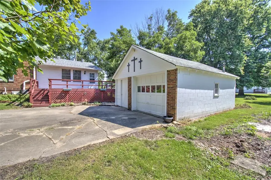 2520 S Esther Avenue, Decatur, IL 62521 - #2