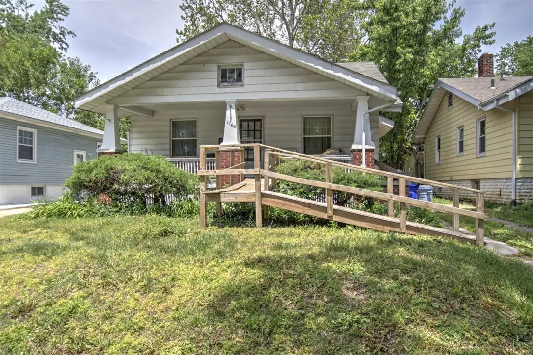 1162 W King Street, Decatur, IL 62522 - #1