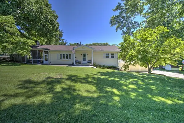 24 Circle Drive, Decatur, IL 62521