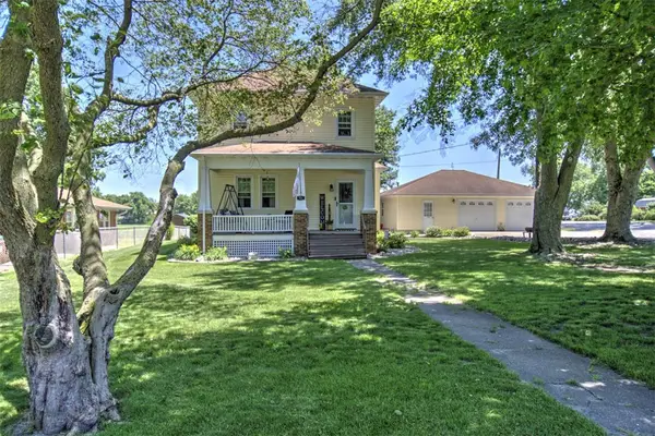418 S Lewis Street, Blue Mound, IL 62513