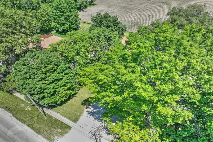 418 S Lewis Street, Blue Mound, IL 62513 - #3