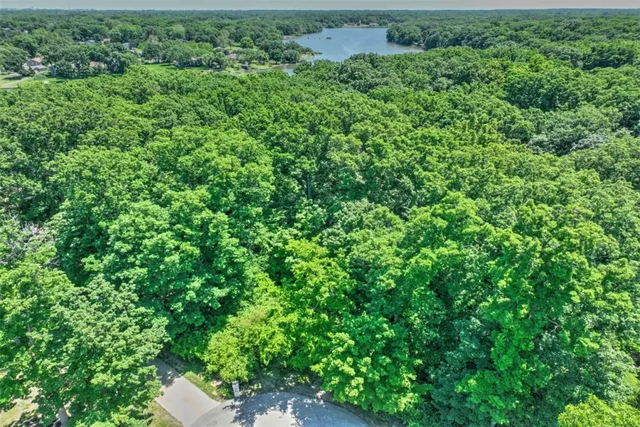 4150 South Lake Ct, Decatur, IL 62521 - #2