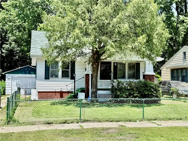 1422 E Sedgwick Street, Decatur, IL 62521