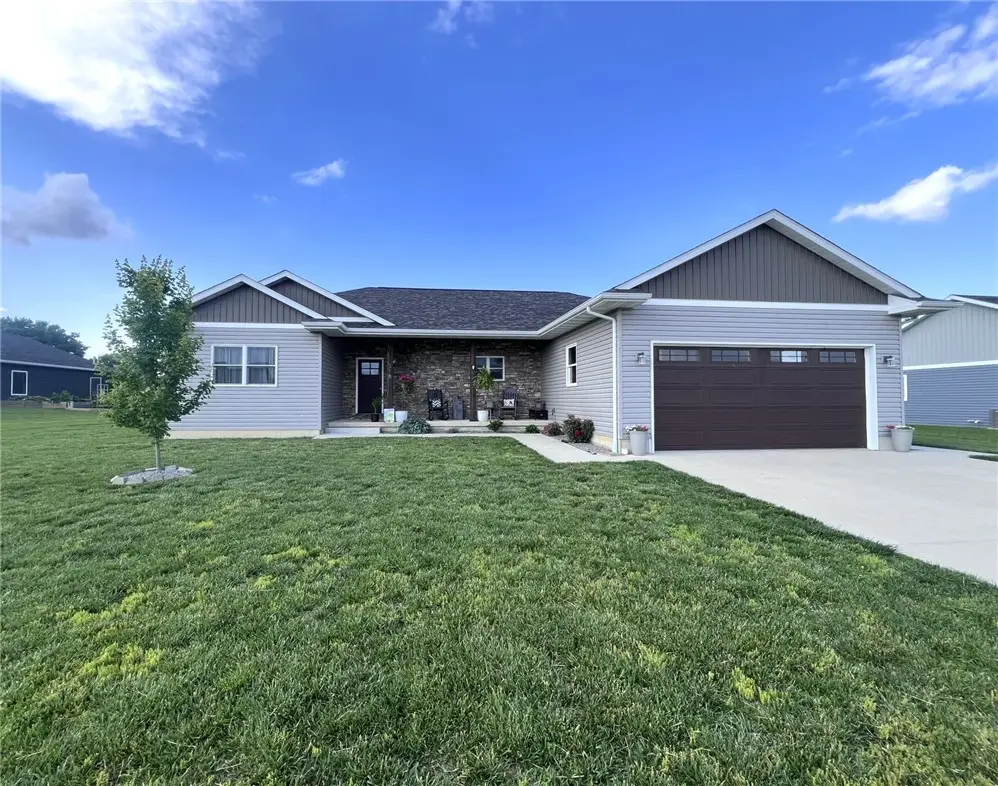 318 Memorial Drive, Dieterich, IL 62424 - #1