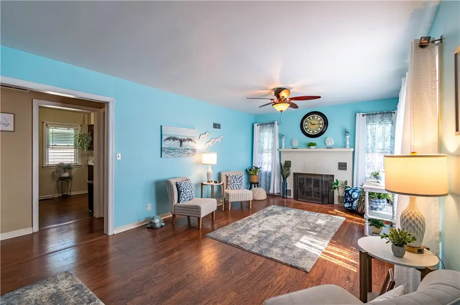 118 S Chestnut Street, Shelbyville, IL 62565 - #2