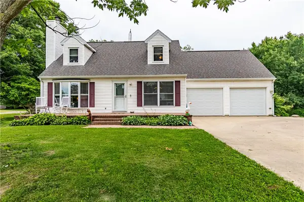 1901 E 1525 North Road, Shelbyville, IL 62565