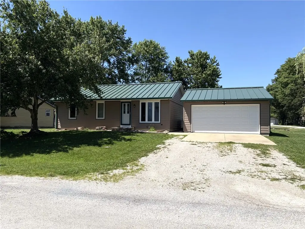 312 Illini Street, Watson, IL 62473 - #1