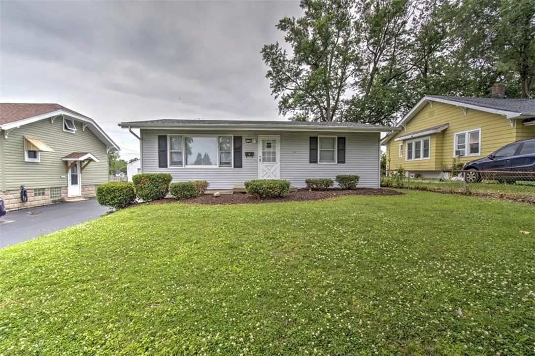 1135 E Johns Avenue, Decatur, IL 62521 - #1