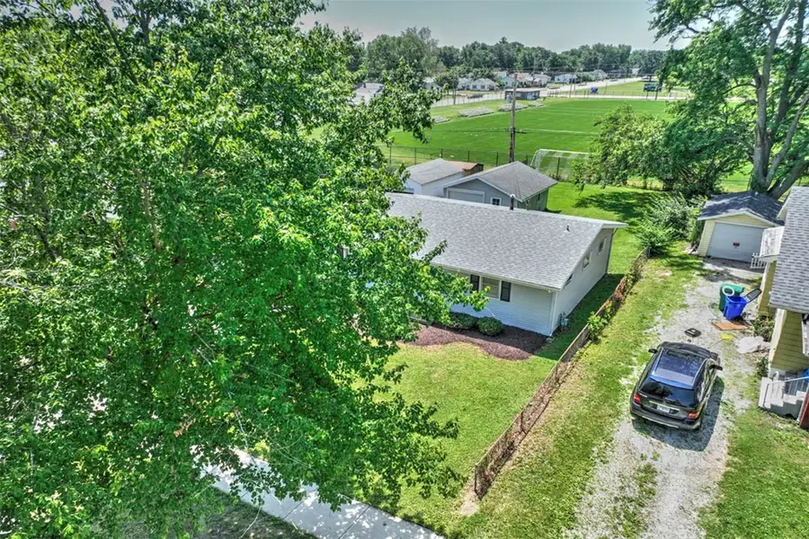 1135 E Johns Avenue, Decatur, IL 62521 - #3