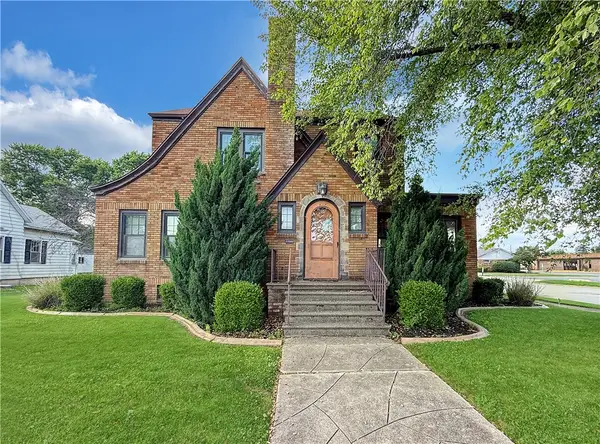 200 W Main Street, Casey, IL 62420