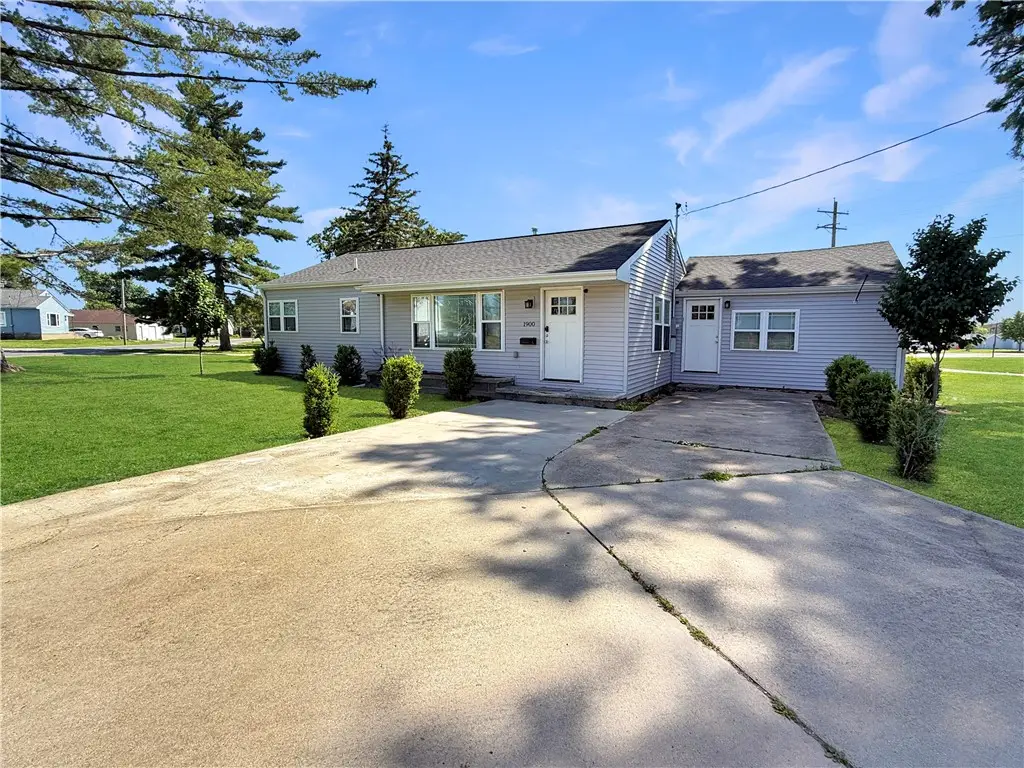 1900 11th Street, Charleston, IL 61920 - #1