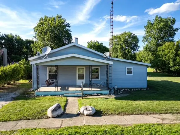 20553 E 330 N Road, Ridgefarm, IL 61870