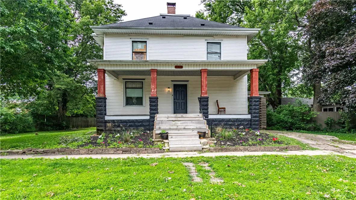 163 W Bell Street, Macon, IL 62544 - #1