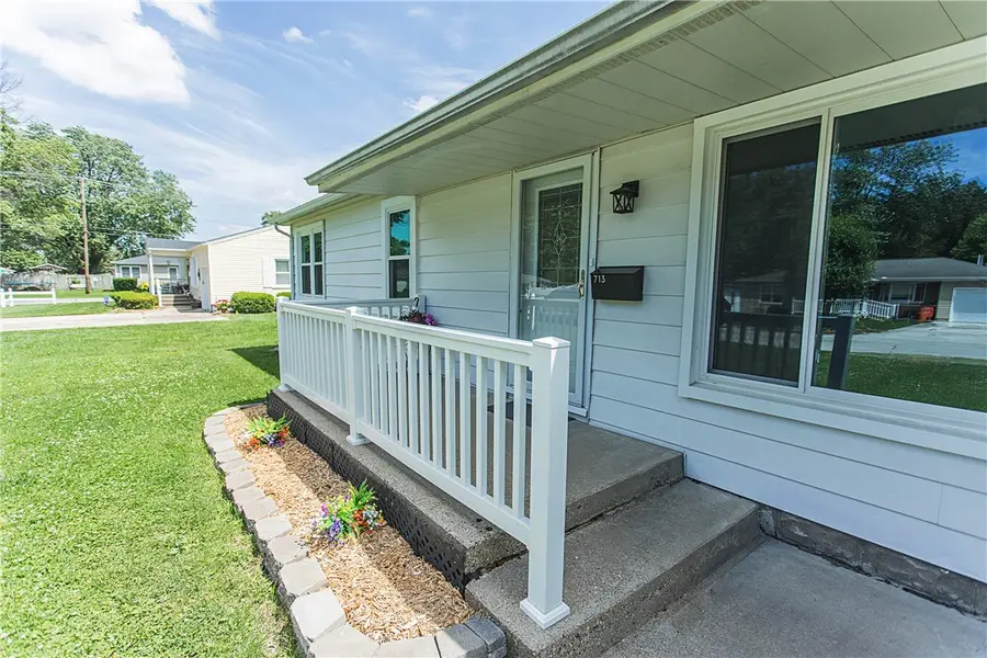 713 Gordon Avenue, Effingham, IL 62401 - #2