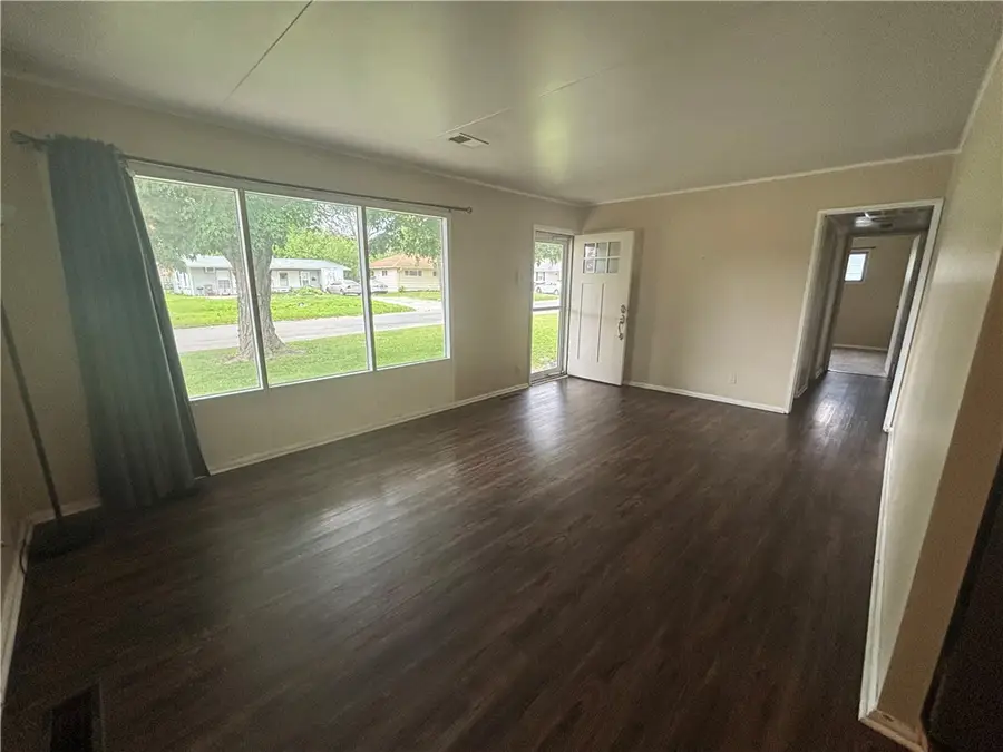4 E Columbia Street, Danville, IL 61834 - #3