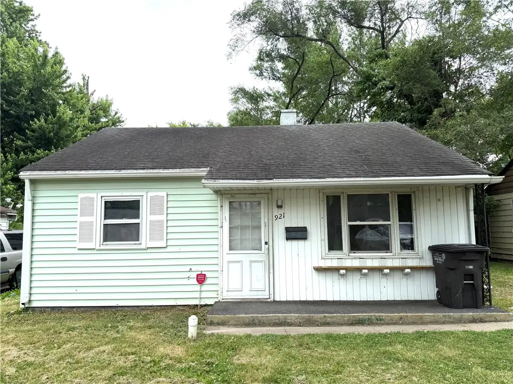 921 Giddings Street, Danville, IL 61832 - #1