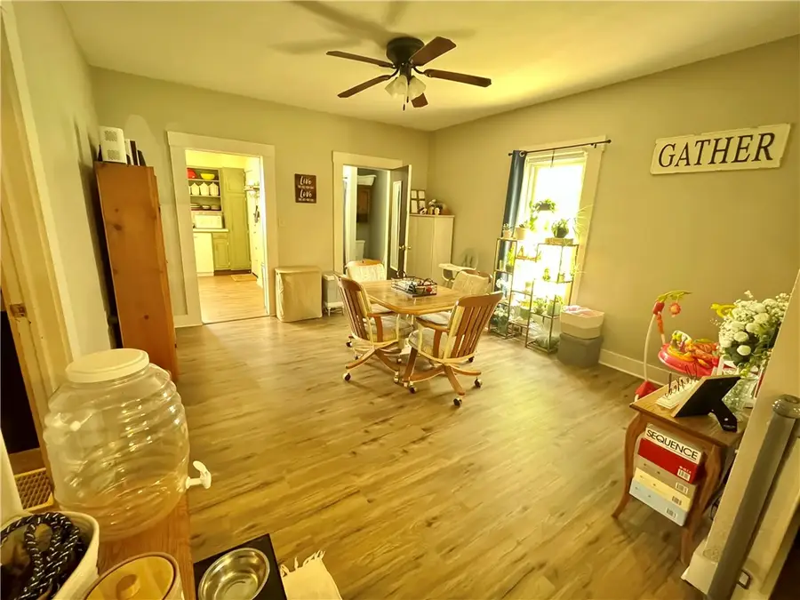 904 N 10 Street, Mattoon, IL 61938 - #3