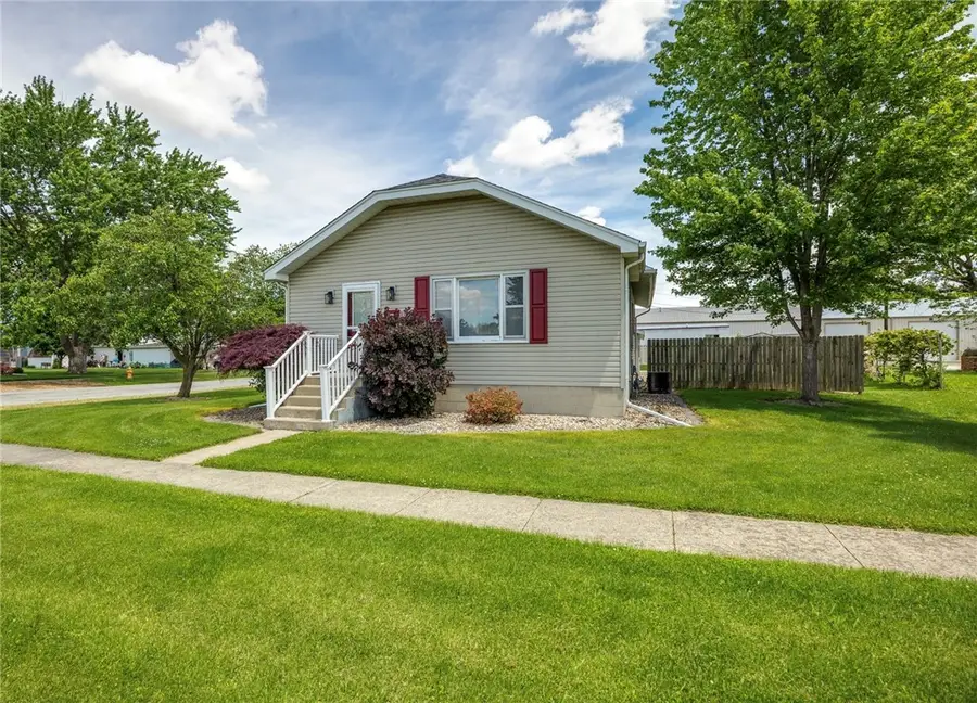 510 N Merchant Street, Effingham, IL 62401 - #2