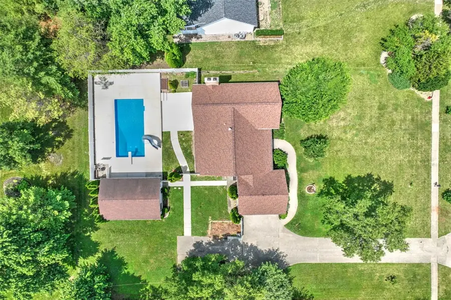 5563 N Oakland Ave, Forsyth, IL 62535 - #3