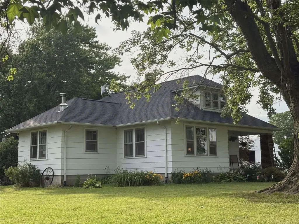 18705 N 1300th Street, Hidalgo, IL 62432 - #1