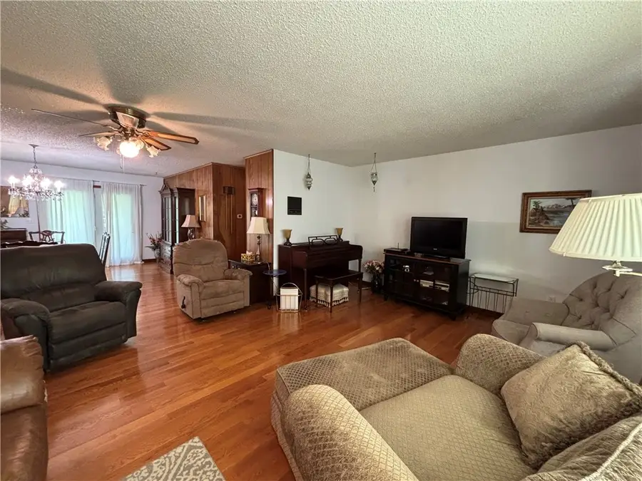 1651 N 1250 E Road, Shelbyville, IL 62565 - #3