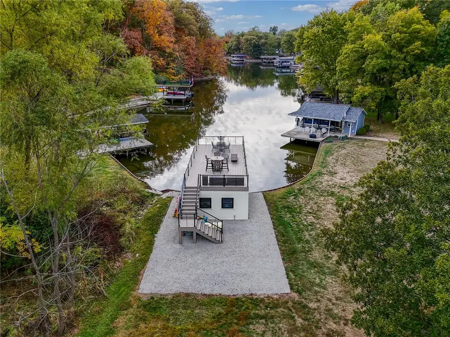 15460 N East Road, Effingham, IL 62401 - #2