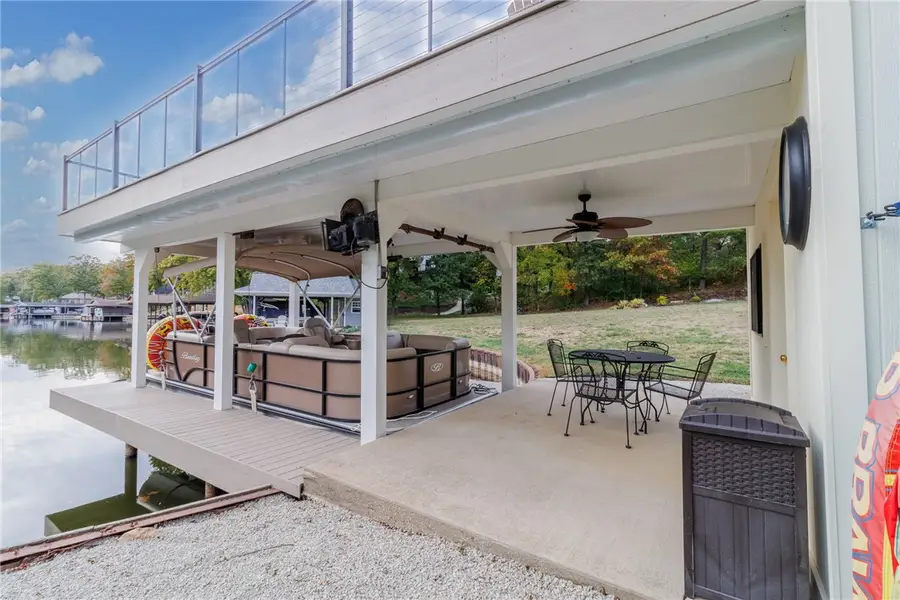 15460 N East Road, Effingham, IL 62401 - #3