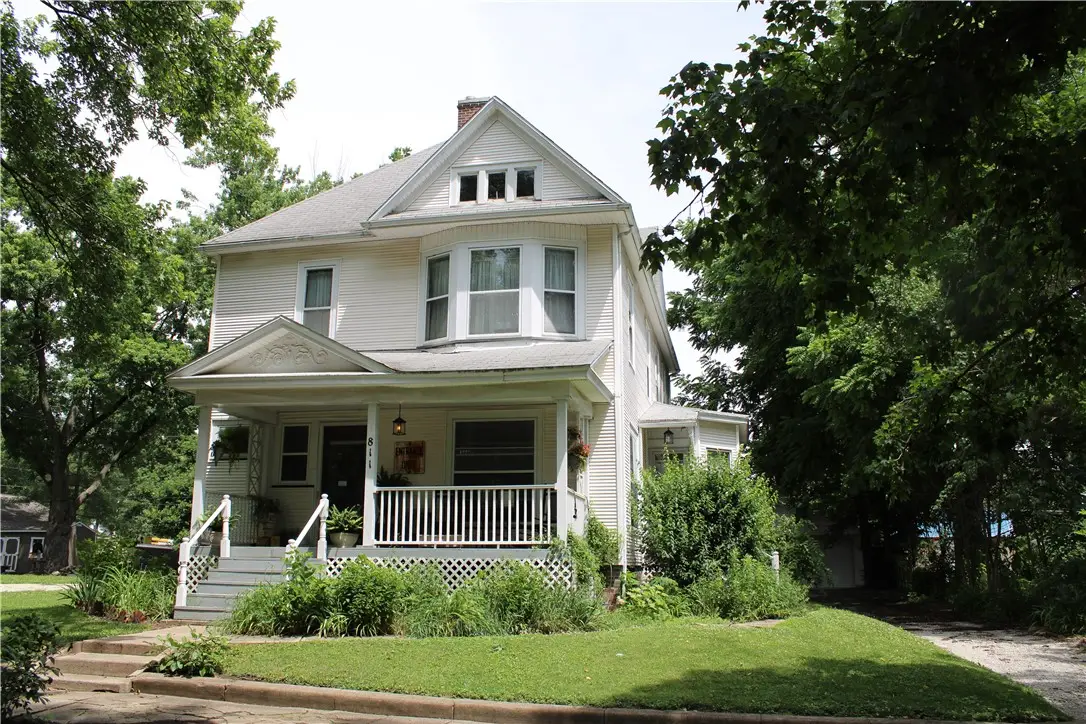 811 W North 1st Street, Shelbyville, IL 62565 - #1