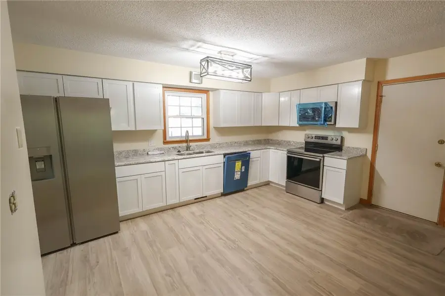 44 Lakeshore Drive, Danville, IL 61832 - #3