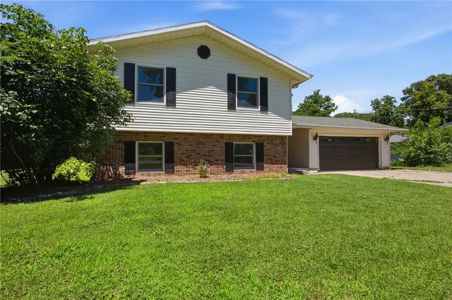 18126 E 1535th Avenue, Teutopolis, IL 62467 - #2