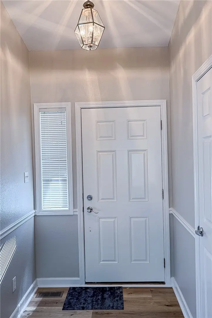 704 S Sunny Lane, Urbana, IL 61802 - #2