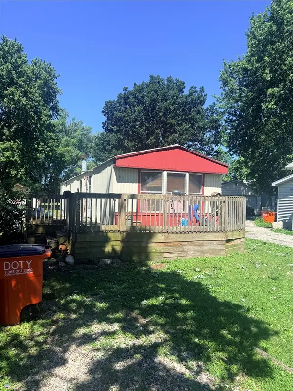 617 N Mcclellan Street, Sullivan, IL 61951