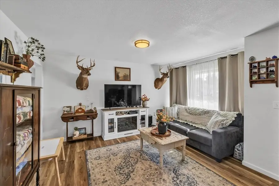 904 S Washington Street, Sullivan, IL 61951 - #2