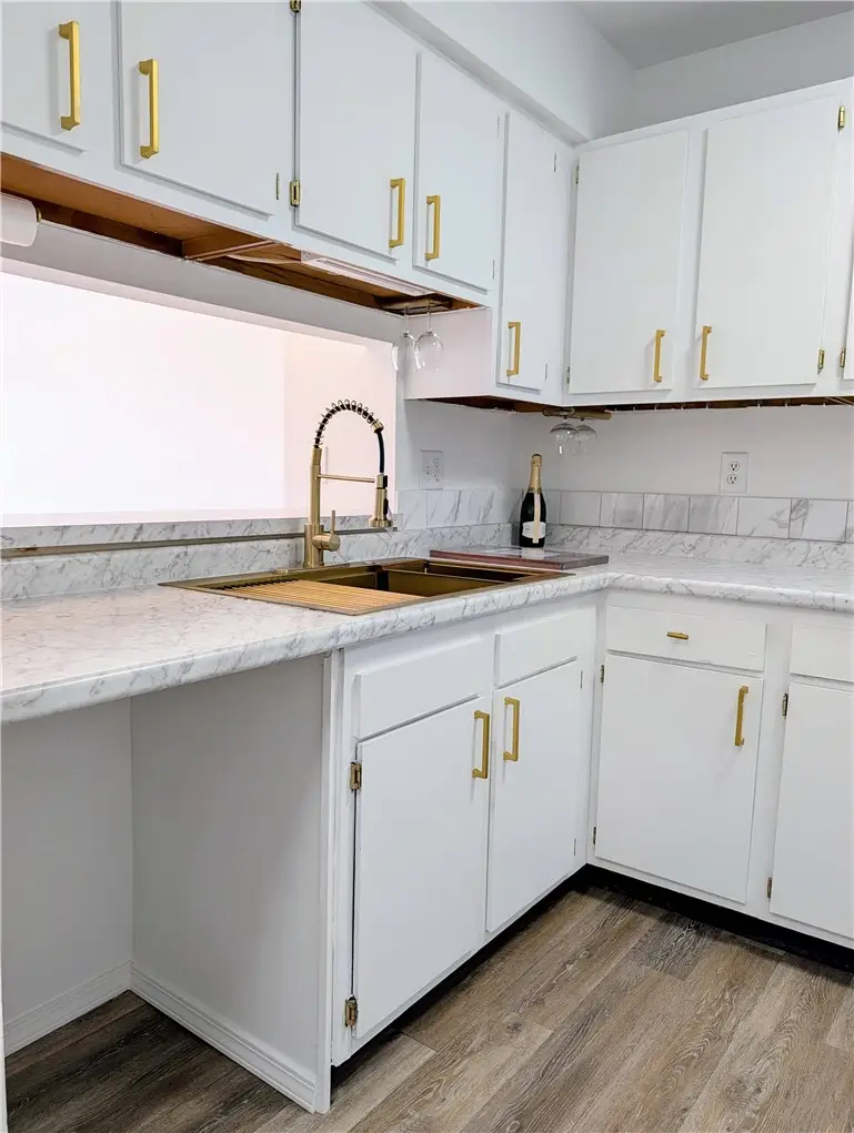 950 Edgar Drive #4, Charleston, IL 61920 - #2
