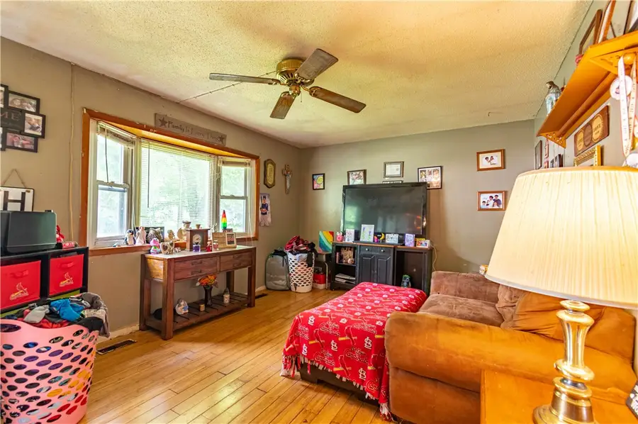 1947 Sir Richard Court, Decatur, IL 62526 - #2