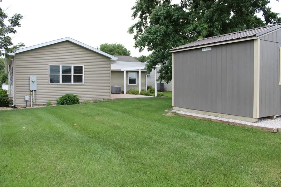 1310 W South 11th Street, Shelbyville, IL 62565 - #2