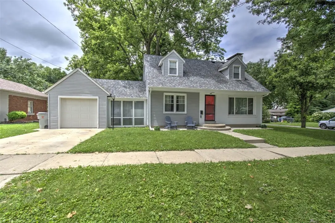 405 S Dennis Avenue, Decatur, IL 62522 - #1