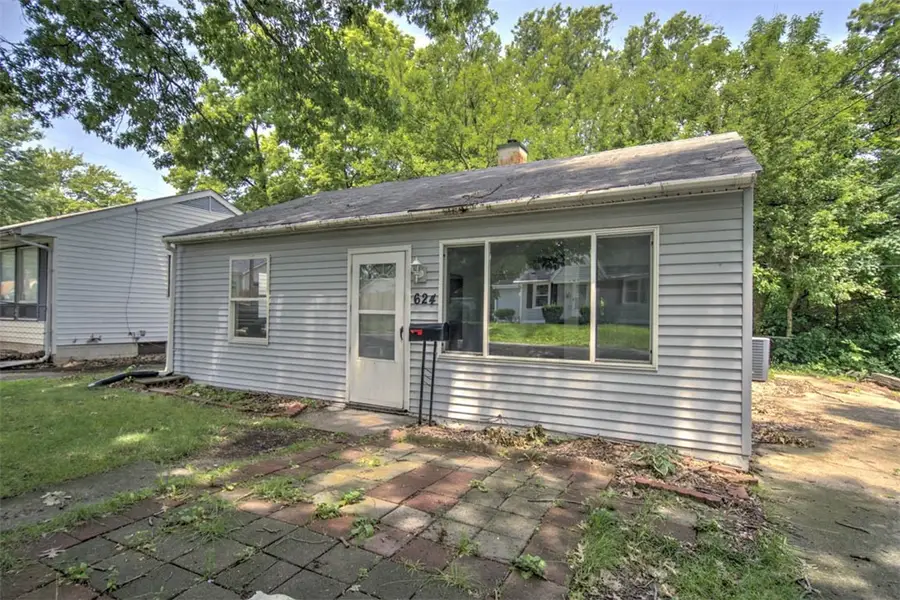 624 Harper Avenue, Decatur, IL 62526 - #2